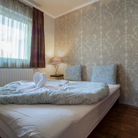 Beszédes József Sétányi Apartamento *