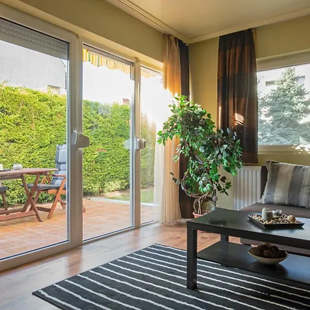 Apartamento Beszédes József Sétányi